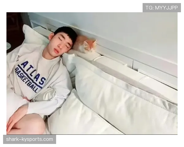林孝埈这生活居然能低调得让人怀疑他是不是偷偷躲着花钱? 林孝埈这生活居然能低调得让人怀疑他是不是偷偷躲着花钱?